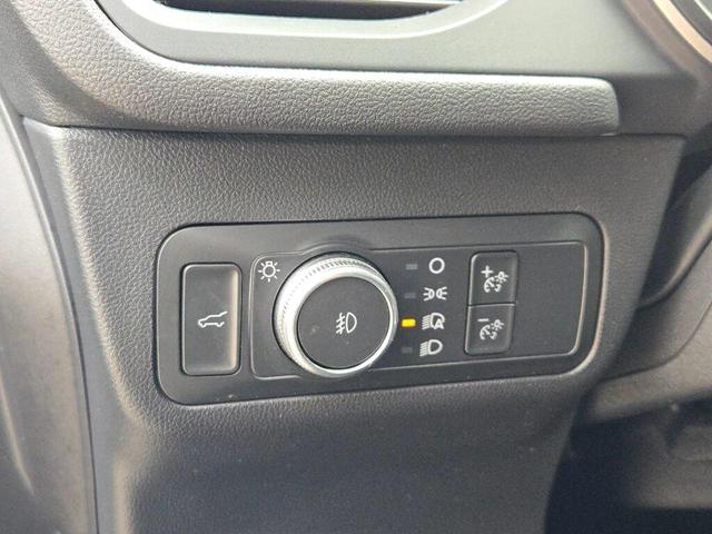 Photo of 2022 Black Metallic Ford Escape