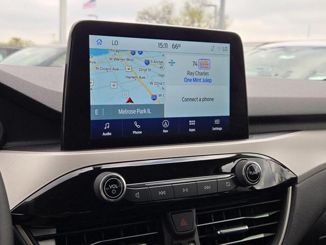 Photo of 2022 Black Metallic Ford Escape