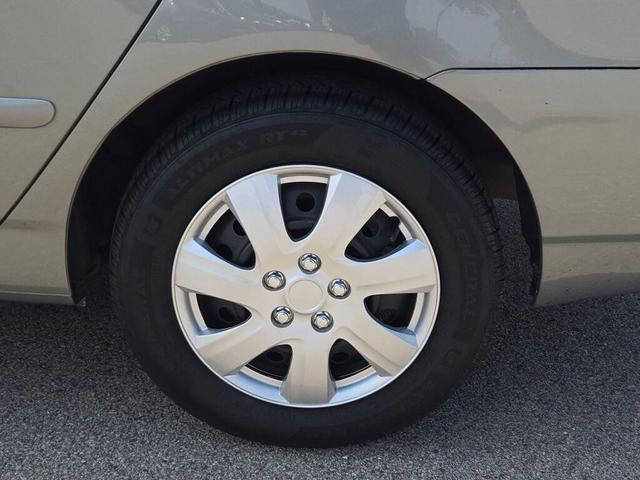 Photo of 2004 Mineral Green Toyota Corolla