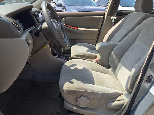Photo of 2004 Mineral Green Toyota Corolla