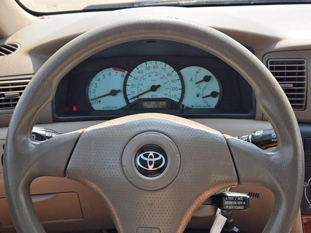 Photo of 2004 Mineral Green Toyota Corolla
