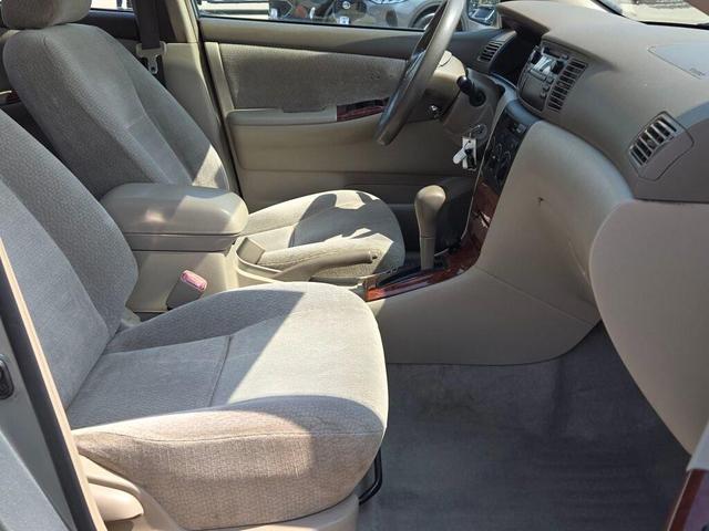 Photo of 2004 Mineral Green Toyota Corolla