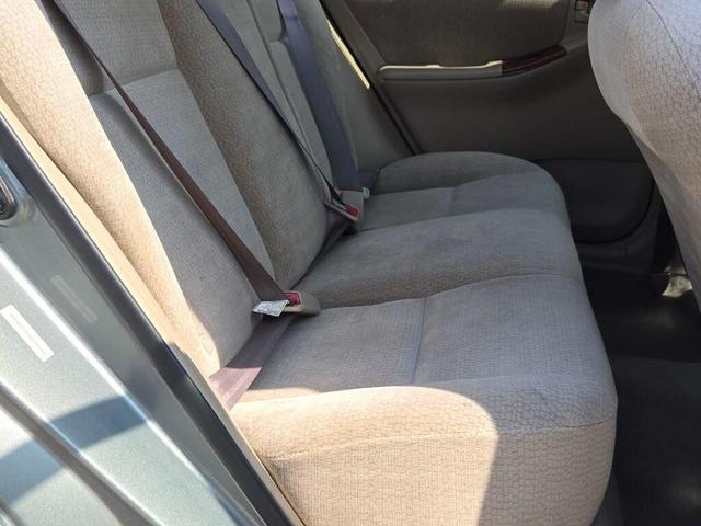 Photo of 2004 Mineral Green Toyota Corolla