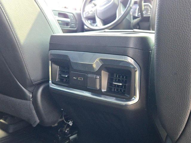 Photo of 2022 Onyx Black GMC Sierra 1500