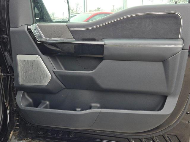 Photo of 2023 Agate Black Metallic Ford F-150 Lightning