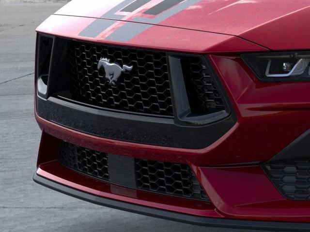 Photo of 2025 Molten Magenta Metallic Tri-coat Ford Mustang