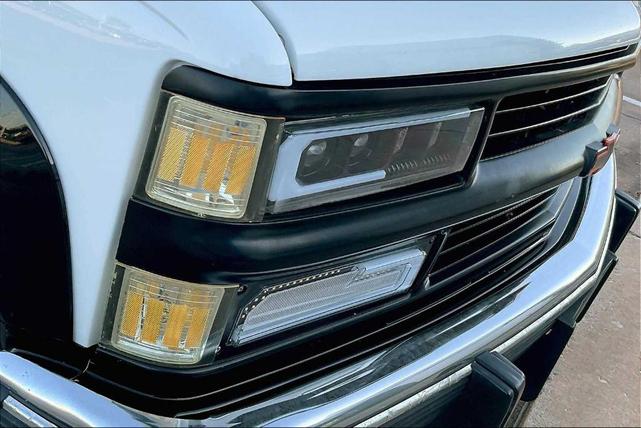 Photo of 1994 Summit White Chevrolet Blazer
