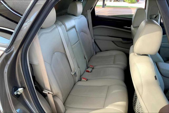 Photo of 2014 Terra Mocha Metallic Cadillac SRX