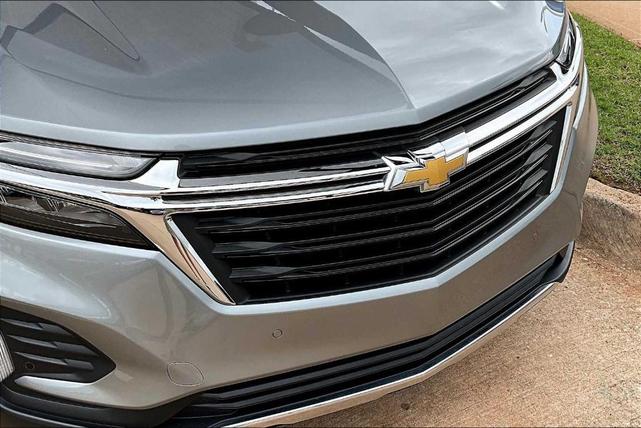 Photo of 2023 Sterling Gray Metallic Chevrolet Equinox