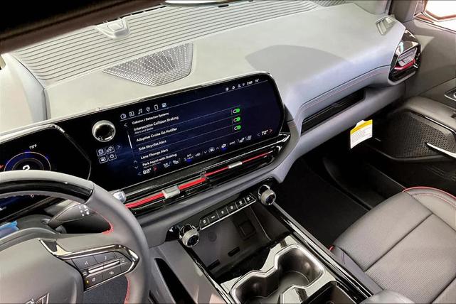 Photo of 2024 White Chevrolet Silverado EV