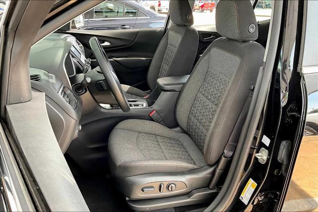 Photo of 2023 Mosaic Black Metallic Chevrolet Equinox