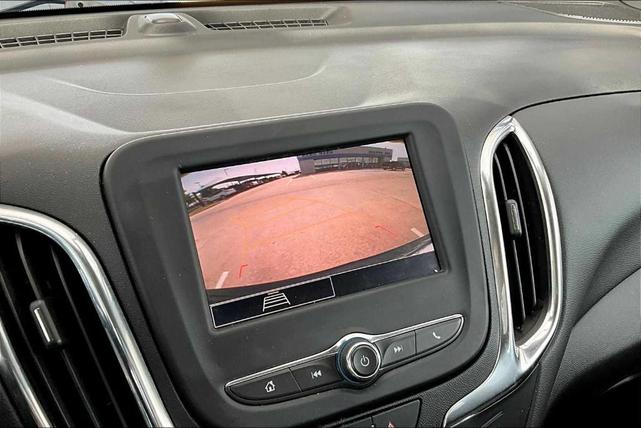 Photo of 2023 Mosaic Black Metallic Chevrolet Equinox