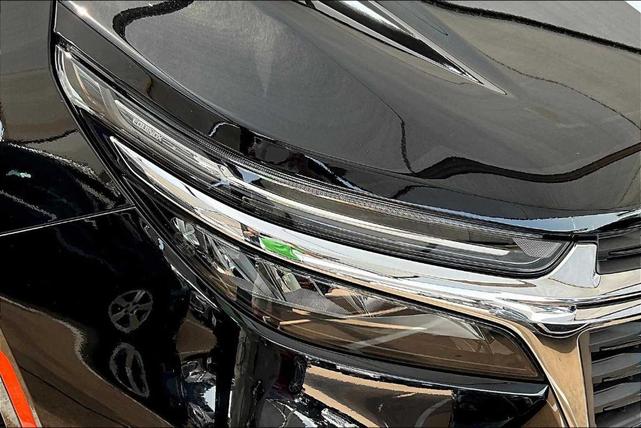 Photo of 2023 Mosaic Black Metallic Chevrolet Equinox