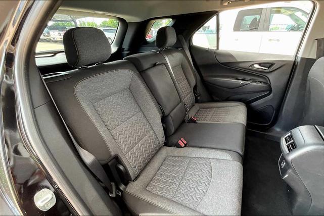 Photo of 2023 Mosaic Black Metallic Chevrolet Equinox