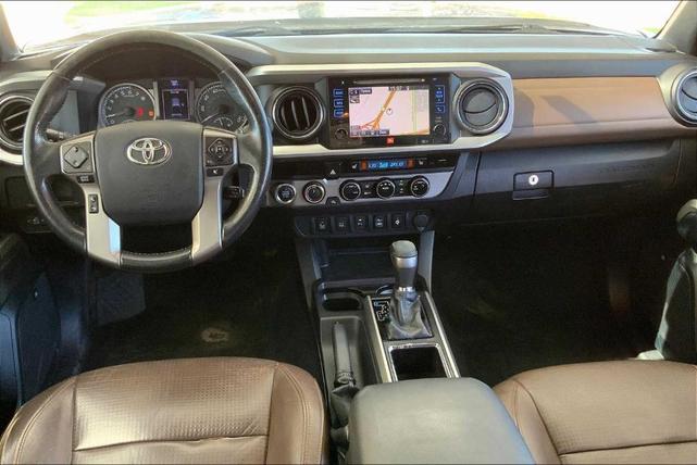 Photo of 2016 Black Toyota Tacoma