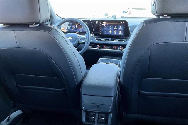 Photo of 2025 Black Chevrolet Equinox