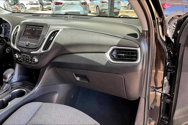 Photo of 2023 Mosaic Black Metallic Chevrolet Equinox