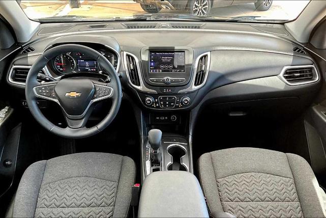 Photo of 2023 Mosaic Black Metallic Chevrolet Equinox