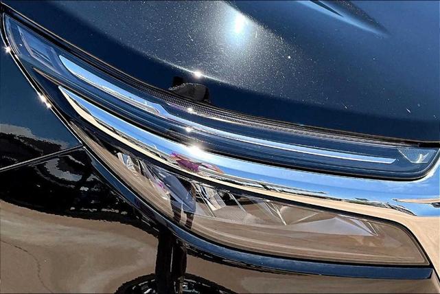 Photo of 2023 Mosaic Black Metallic Chevrolet Equinox