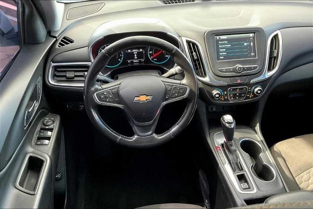 Photo of 2018 Summit White Chevrolet Equinox