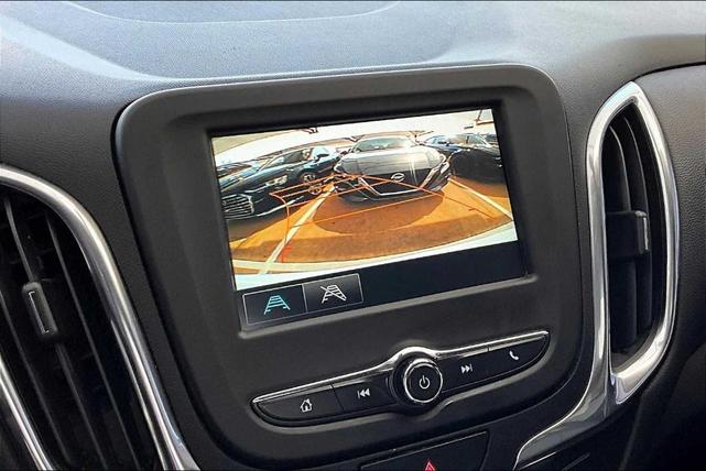 Photo of 2018 Summit White Chevrolet Equinox