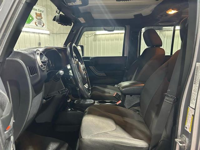 Photo of 2014 Billet Metallic Clearcoat Jeep Wrangler Unlimited