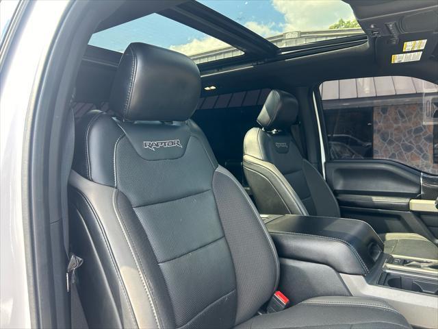 Photo of 2019 Oxford White Ford F-150