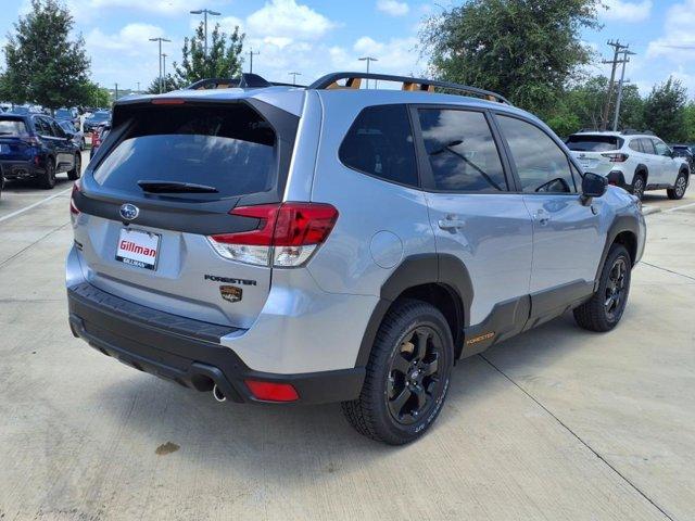 Photo of 2025 Ice Silver Metallic Subaru Forester