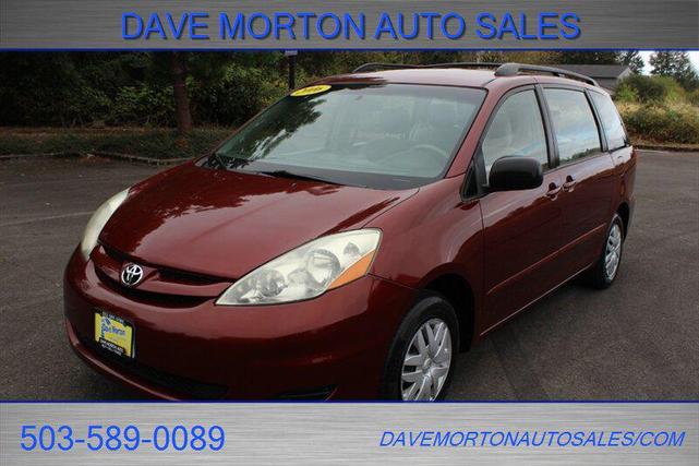 Photo of 2006 Natural White Toyota Sienna