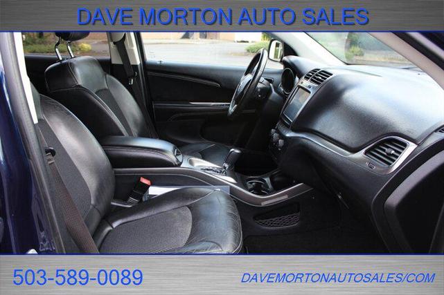 Photo of 2018 Contusion Blue Pearlcoat Dodge Journey