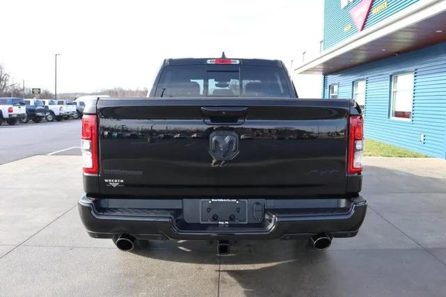Photo of 2022 Diamond Black Crystal Pearlcoat RAM 1500