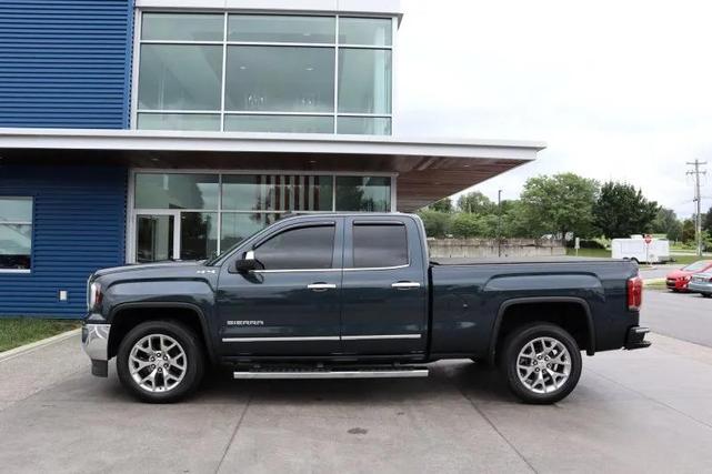 Photo of 2018 Dark Slate Metallic GMC Sierra 1500