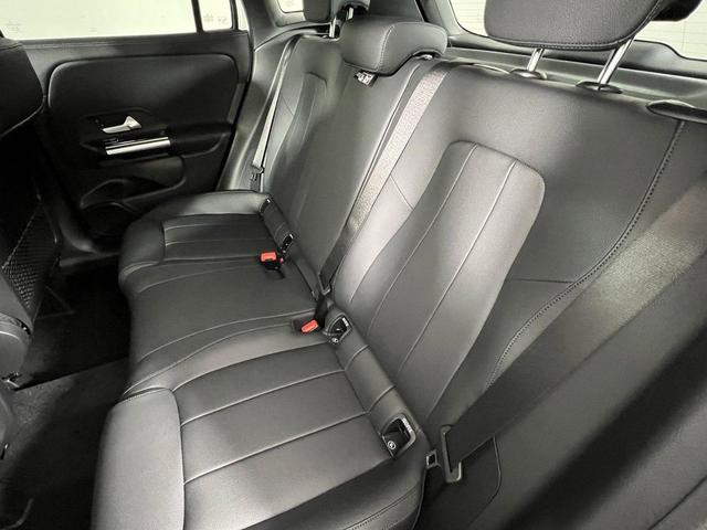 Photo of 2024 Polar White Mercedes-Benz GLA 250