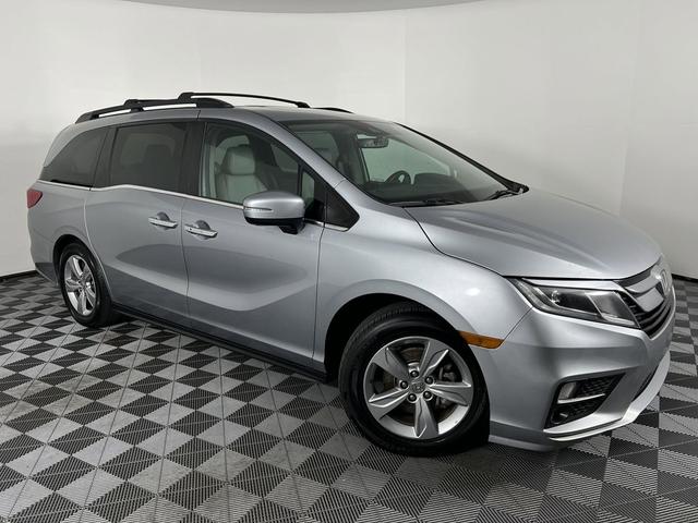 Photo of 2018 Lunar Silver Metallic Honda Odyssey