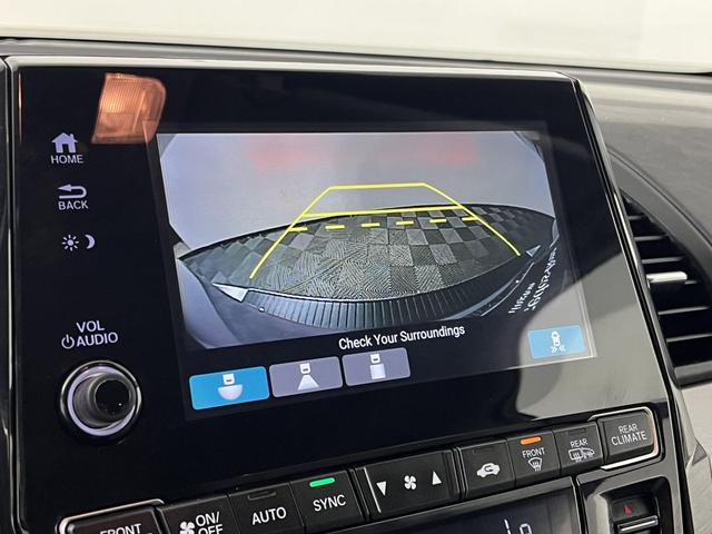 Photo of 2018 Lunar Silver Metallic Honda Odyssey