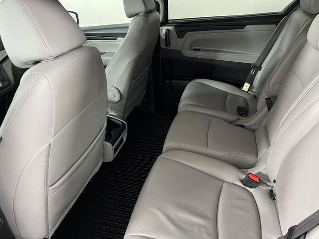Photo of 2018 Lunar Silver Metallic Honda Odyssey