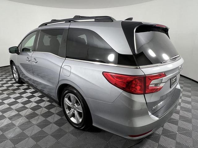 Photo of 2018 Lunar Silver Metallic Honda Odyssey