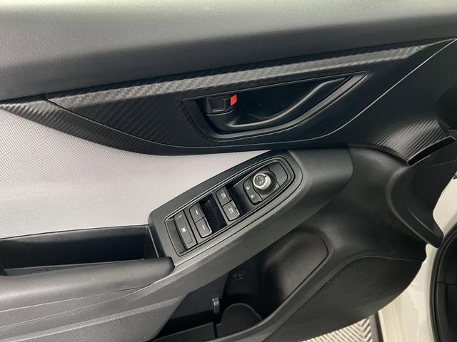 Photo of 2023 Crystal White Pearl Subaru Crosstrek