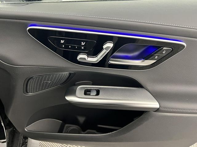 Photo of 2025 Black Mercedes-Benz GLC 300
