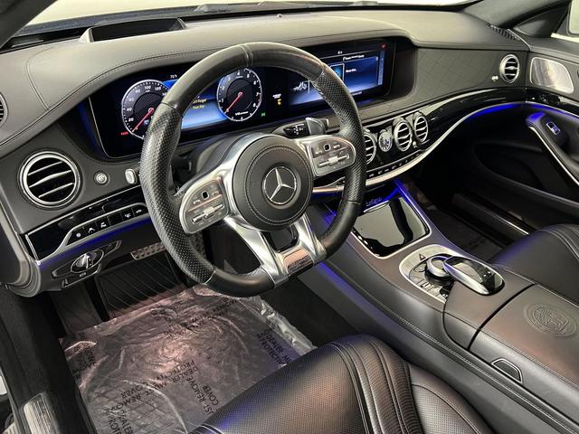 Photo of 2018 Black Mercedes-Benz AMG S 63