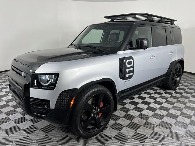 Photo of 2023 Silver Land Rover Defender