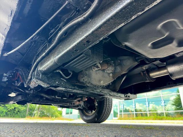 Photo of 2013 Dark Green Ford F-150