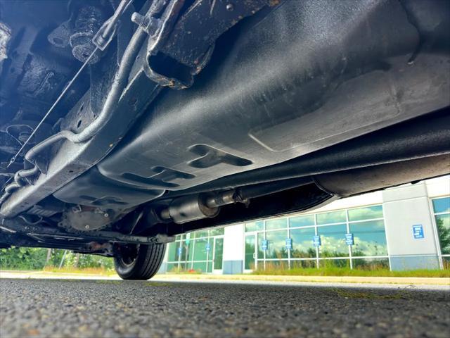 Photo of 2013 Dark Green Ford F-150