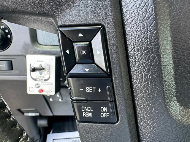 Photo of 2013 Dark Green Ford F-150