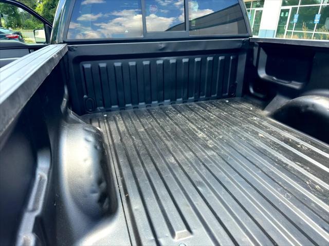 Photo of 2013 Dark Green Ford F-150