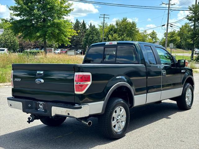 Photo of 2013 Dark Green Ford F-150