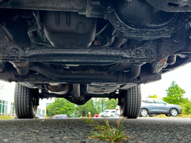 Photo of 2013 Dark Green Ford F-150