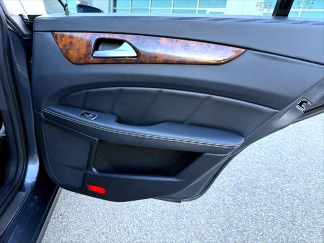 Photo of 2014 Gray Mercedes-Benz CLS-Class