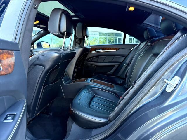 Photo of 2014 Gray Mercedes-Benz CLS-Class