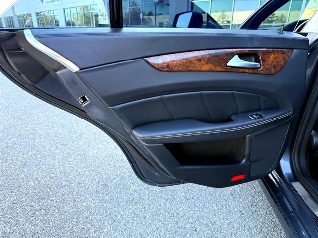 Photo of 2014 Gray Mercedes-Benz CLS-Class